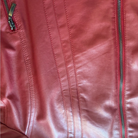 Womens red jacket - Picture 4 of 8